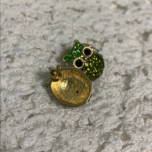 Precious Owl Earrings - Picture 4 of 4